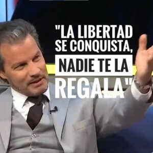 Cristián Contreras Radovic Instagram - ✅️🇨🇱⚖️ #FuerzaDeCentro 🏹 Inscríbete aquí 👉 
https://forms.gle/V9qJf2citBEsUJBJ6