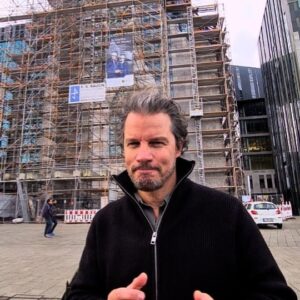 Cristián Contreras Radovic Instagram - 🇨🇱 FILOSOFÍA PERFECTA PARA CHILE ‼️
⚠️ Ayúdame a lograr esta clave del desarrollo de los países, capaz de acabar con la pobreza, la delincuencia y la corrupción. 

👉 #FuerzaDeCentro

✅️ #DocFiles 🌍🌏🌎
@akademiavirtual