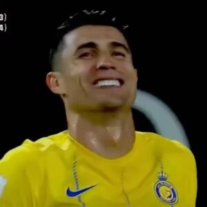Cristóbal Soria Instagram - ÚLTIMA HORA :
Si recibes un mail regalándote 2 entradas para ver a Serresiete disputar la Champions Asiática NO lo abras que con toda seguridad es un CORREO FAKE…que el astro portugués ha sido eliminado por el todopoderoso Al Ain…