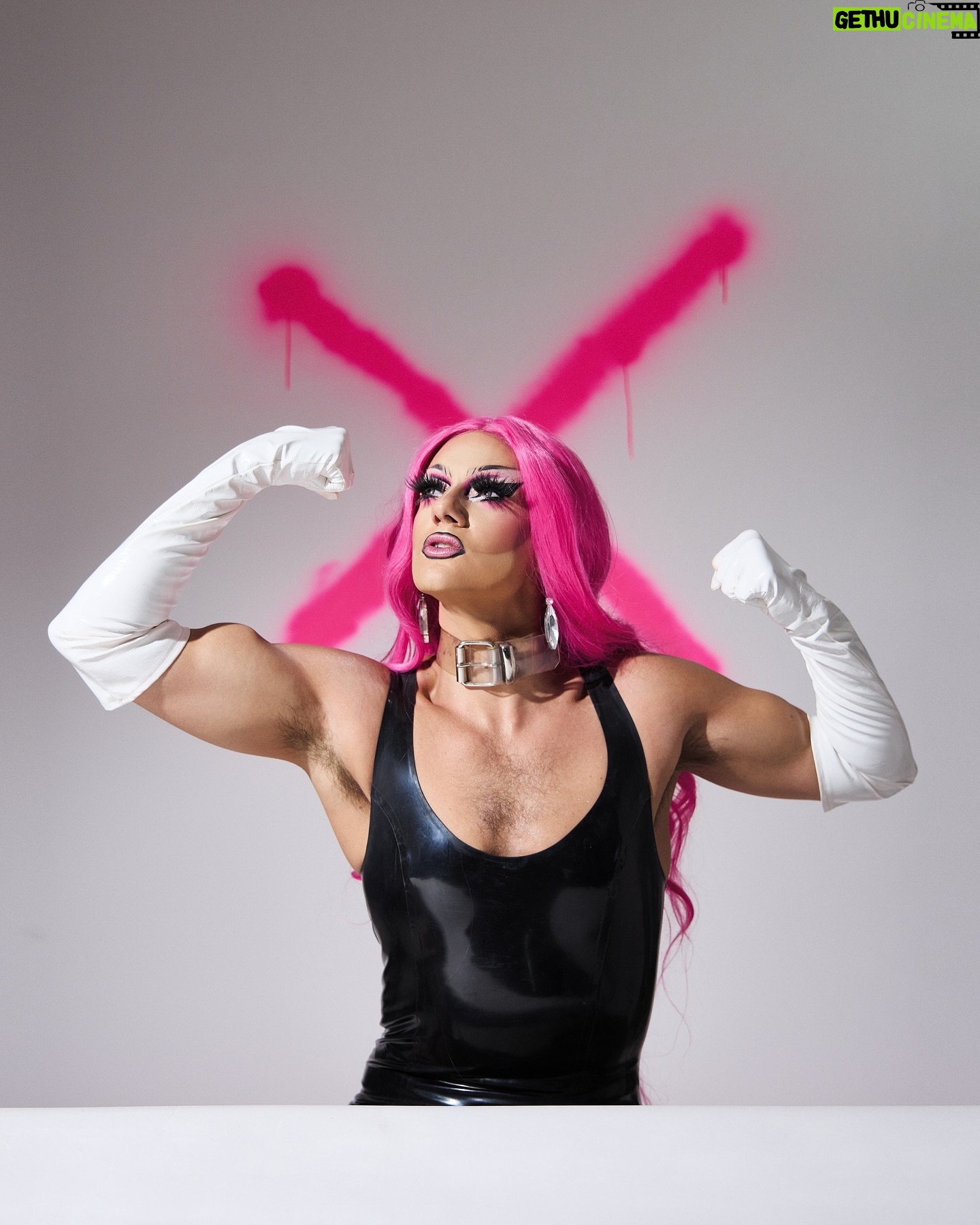 Crystal - 2.2K Likes - š VOTE, BABES! š
Did you know that only 40% of eligible UK young people are intending to vote this year? What a drag!
Thatās why I gathered 20 of the UKās top drag artists for a grassroots campaign to help YOU become a VOTER! The deadline to register to vote is next Tuesday June 18 - why not do it NOW?!
Visit votebabes.com for more information, a voting checklist and guerilla marketing supplies. ā
Videos and photos by @mattfordstudio
Produced by: @crystal.will.see.you.now
Studio provided by @hotdog_studios (thank you!)
Assistance by @mariaridgway and @louiewittner
Graphic design by @dazz.media / @damiandazz
Huge thank you to everyone who donated so much time and effort to make this happen!
#votebabes