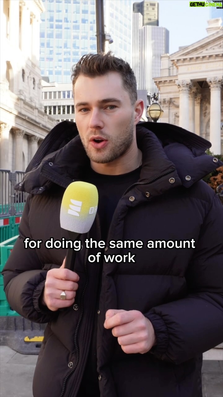 Curtis Pritchard - 334 Likes - Would you rather get payed more for the same amount of work or get payed the same for less work?? Let us know ?? #FINT