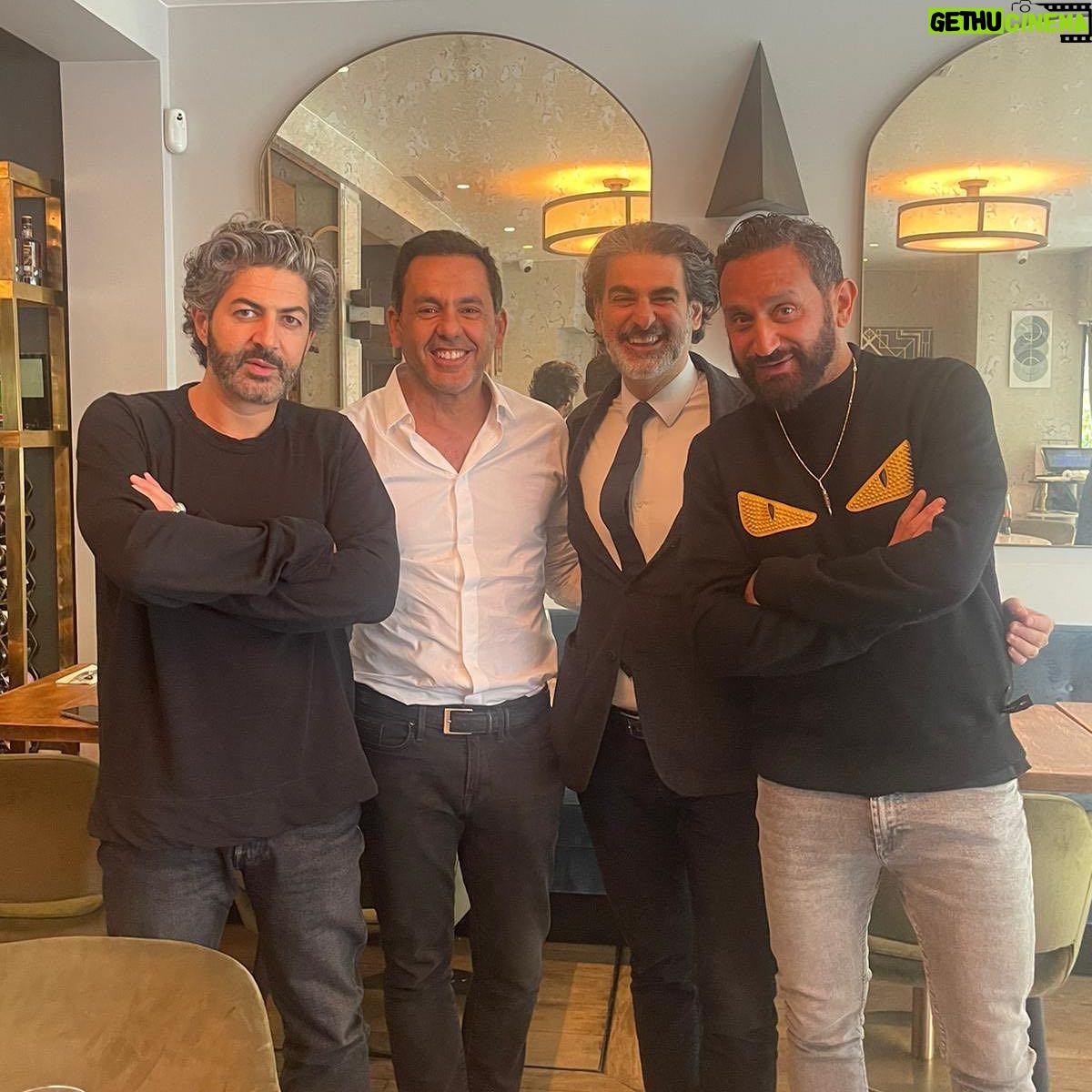 Cyril Hanouna - 11K Likes - Gros kiff ce midi au @leshkoun! On s est régalé ! 😍