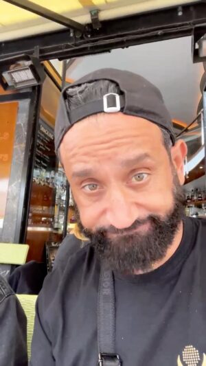 Cyril Hanouna Instagram - Petit conseil avant la rentrée ! 😂