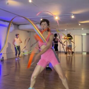 Cyrina Fiallo Instagram - Did another feel your feelings dance class and am overwhelmed with happiness🕺🏾💃🏾

🪩

🤸🏻‍♂️

👩🏻‍🎤

🌟

🌈

#feelyourfeelings #ribbondancing #danceitout #weirddance #thepursuitofjoyproject #dancingwithfriends #hulahoopsarelife #letsdance #iliketomoveitmoveit #danceclassesforadults