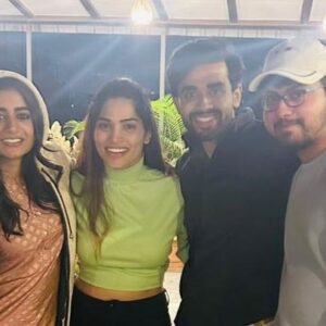 D Gautham Krishna Instagram - Dinner night with my lovely Bb fam… ❤️
Only love n gratitude… We are all one family ❤️
P.s. Few people are missing as we all gathered in a short notice. We will all meet soon…
#gauthamkrishna #bb7 #bigboss #bigbosstelugu #priyankajain #ambatiarjun #subhasreerayaguru #princeyawar #nayanipavani #tastyteja #shivakumarmarihal 
@priyankamjain___0207 @ambati_arjun 
@subhashree.rayaguru @princeyawar @nayani_pavani @tastyteja @shivakumar_marihal
