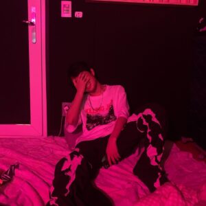 D.Ark Instagram - ☄️