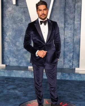 D.J. Cotrona Instagram - @vanityfair ‘23 
Styled by @warrenalfiebaker 
Tux @paulsmithdesign