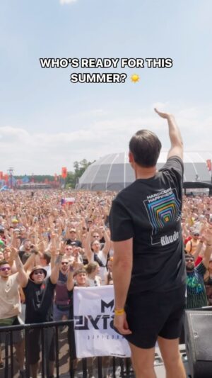 DJ Isaac Instagram - Who's already counting down the days until the summer festival season kicks in? 🔊👇🏼