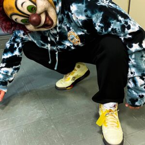 DJ LOVE Instagram - Today’s kicks
CDTV観てね！

#aj5offwhite