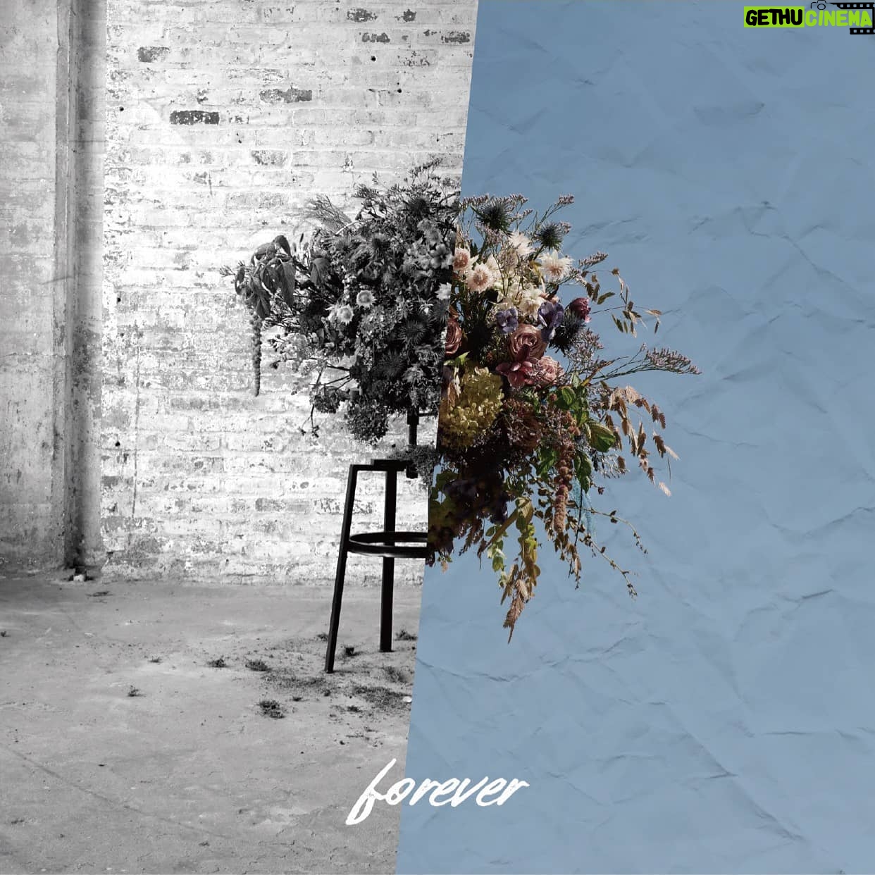 DJ LOVE - 12.5K Likes - ForeverForever (feat.NIKI) - End of the World, NIKI
https://smarturl.it/foreverftNIKI