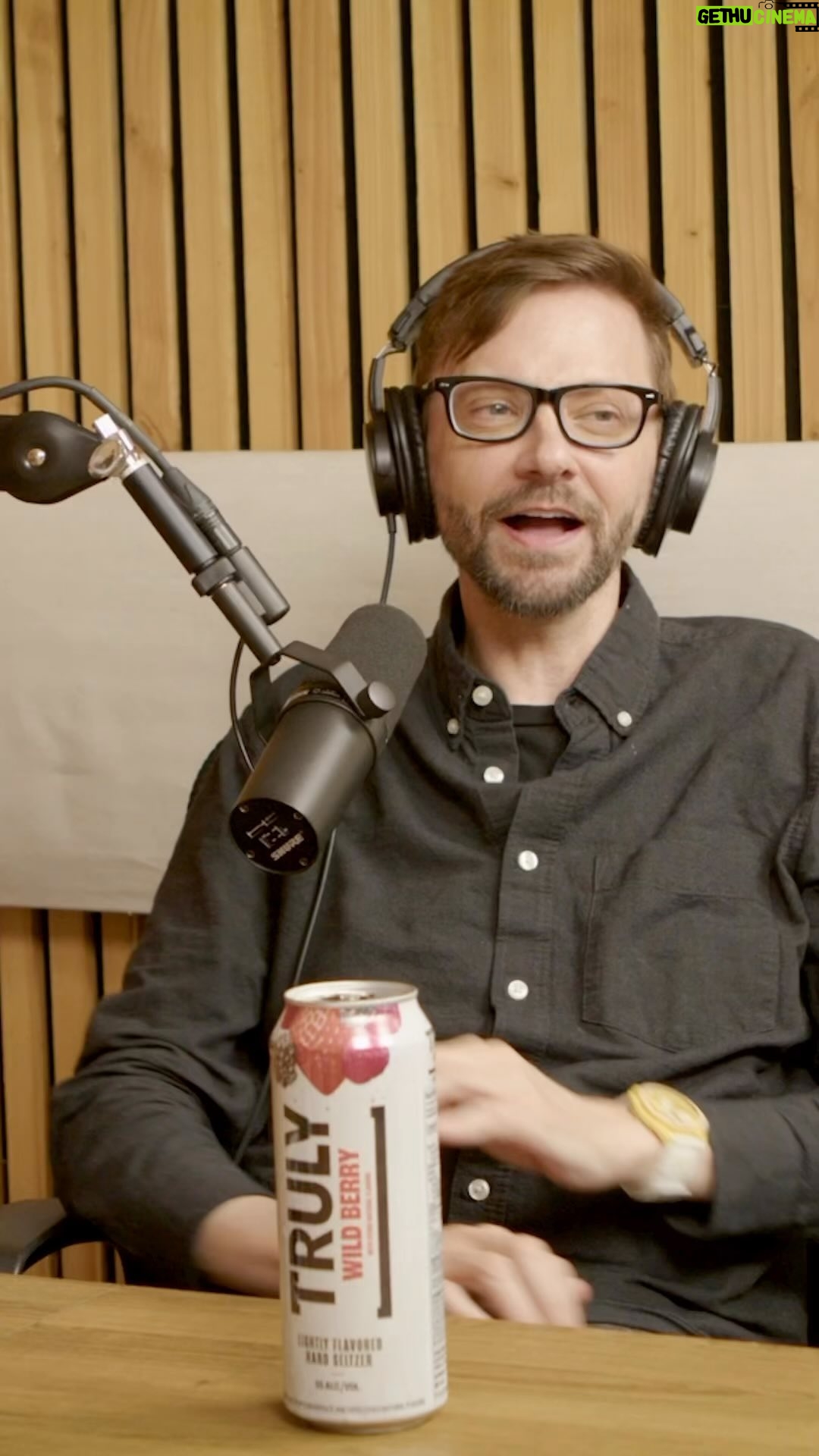 DJ Qualls - 5.3K Likes - Sometimes it pays to go full gay.