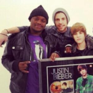 DJ Tay James Instagram - Happy #dirty30 to my brother @justinbieber