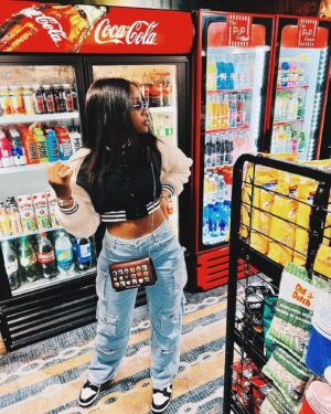 DaCarla Strong Instagram - where my twin @? 🎸⚡️