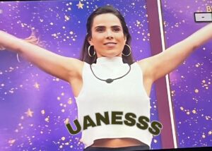 Dado Dolabella Instagram - Xainirô @wanessa! Chegou chegando! 🔥🔥🔥

Entregou meme, amor, música, veganismo, gargalhadas, cultura cinéfila e muita generosidade… ofereceu um rolê no navio do pai @zezedicamargo, tinham meninas sem cama, ela dividiu a dela com mais duas… mesmo friolenta que só ela, cedeu o edredom para outras meninas dormirem, meu orgulho! 😍

Agora vai dormir que o Sol já nasceu há quase duas hs! 🤣🤣🤣 a bichinha já dorme tarde, lá então, tá pilhada! 🔋já vi que dormir direito agora só daqui 3 meses. SE DEUS QUISER! 🙏🏽

Toda sorte do Universo pra você! 🤞🏽🍀🌌

Te amo ❤️‍🔥

meme: @anycmiranda ✨