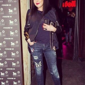 Dagmar Patrasová Instagram - 🤗👑🤣 photo: herminapress
#czech #dadapatrasovaislife #photography #prague #smile #dadapatrasovafanclub #instamood #yesterday #color #czechrepublic #instagood #ahoj #photooftheday #dagmarpatrasova #followme #instalike #instapic #slovakia #czechrepublic #czechvip #czech_insta #czechia🇨🇿 #filmphotography #czechphotography #instaczech #kralovna #thequeen