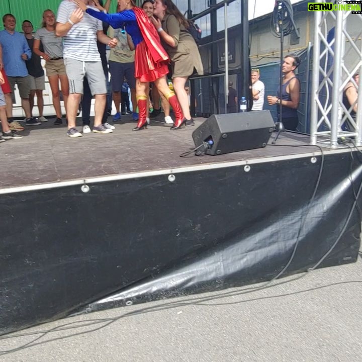 Dagmar Patrasová - 3.2K Likes - Dnes 17.8.si ve Vizovicich s nami zazpívali úžasní Lukáš Pavlasek,Michal Kavalčík a Laďa. Hruška.❤Bylo to naprosto senzační
dadapatrasova_oficialni#lukaspavlasek#ladahruska_official#nejkrasnejsikluk