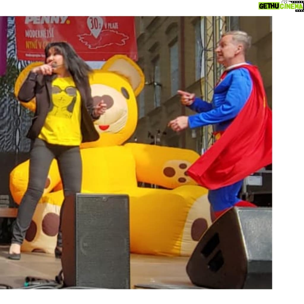 Dagmar Patrasová - 1.9K Likes - Festival Mezi Ploty 🤗👑🤣
@meziplotyofficial
#meziploty #meziploty2019 #czech #dadapatrasovaislife #photography #prague #smile #dadapatrasovafanclub #instamood #yesterday #color #czechrepublic #instagood #ahoj #photooftheday #dagmarpatrasova #followme #instalike #instapic #slovakia #czechfitness #czechvip #czech_insta #czechia🇨🇿 #filmphotography #czechphotography #instaczech #kralovna #thequeen #bohnice