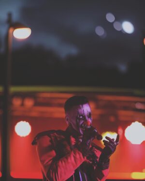 Dahli Instagram - So euphoric to finally be back on stage singing my own songs. 📸: @entropy242