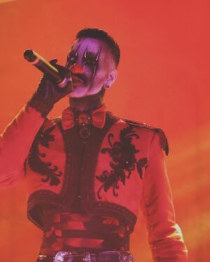 Dahli Instagram - So euphoric to finally be back on stage singing my own songs. 📸: @entropy242