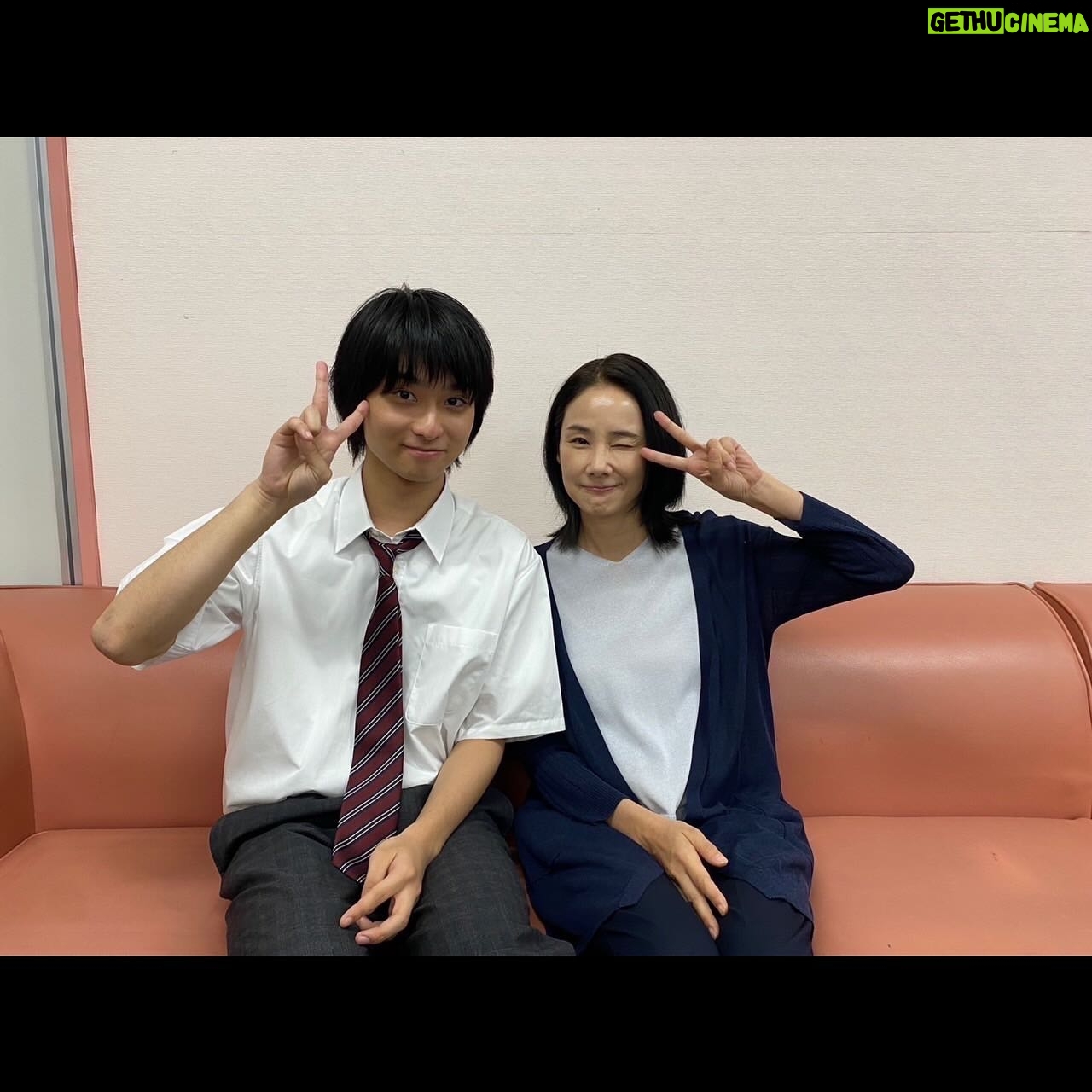 Daiken Okudaira - 50.5K Likes - だいぶ投稿するのがお久しぶりな気がします。
最高の教師が放送終了してから少し経ちました。
最終回が終わって、いろんな反響がありたくさんの感想とコメントを読ませていただきました。
そして、Huluにて卒業してから2年後の生徒たちの、「拝啓、大人になる貴方へ」が配信されてます。
大人になった3年D組の子達も見てみてください。
いつの日かあげるって言ったオフショットです。
#PR
#最高の教師