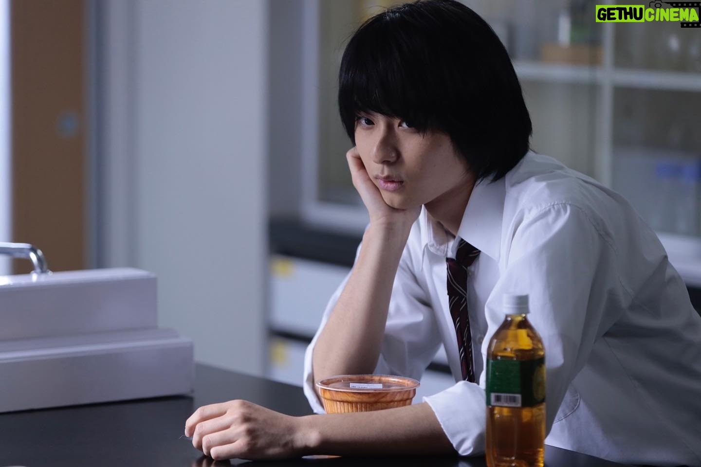 Daiken Okudaira - 15.9K Likes - 明日、「最高の教師」第5話です。
ついに1学期が終わって、2学期が始まります。
そして2学期の大事な行事の文化祭が行われる中、D組がどのように変わっていくのか、お楽しみに。
#PR
@saikyo_ntv
#最高の教師
#星崎透
#奥平大兼
#okudaira#daiken