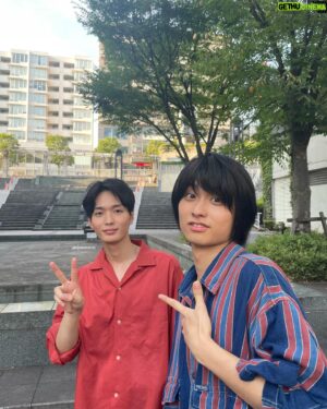 Daiken Okudaira Instagram - 明日、「最高の教師」の第4話が放送されます。
第3話はご覧いただけたでしょうか。
少しづつクラスが変わっていってる様子が見えますね。
星崎も仲間ができて嬉しいです。
そして4話からは、僕の大好きな青木柚くんが、浜岡修吾役で出演されます。
久しぶりの共演でとても嬉しいです。
そんな第4話も是非ご覧ください。

#PR
@saikyo_ntv
#最高の教師
#星崎透
#奥平大兼
#okudaira#daiken