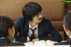 Daiken Okudaira Instagram - 明日は「最高の教師」の2話が放送されます。
1話は皆さんご覧いただけたでしょうか。
僕は現場にいたので内容は知っていましたが、改めて映像で見てみると、色んな意味で感動しました。
2話以降も生徒たちと先生がどうなっていくのかをぜひご覧ください。

#PR
@saikyo_ntv
#最高の教師
#星崎透
#奥平大兼
#okudaira#daiken