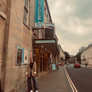 Dajana Roncione Instagram - Blindness is a book I reread during one of the many quarantines this year. Today I went to the theater to hear this incredible story adapted by Simon Stephens as a sound installation, read by Juliet Stevenson .. It was deeply moving and I felt something coming back to life. .. I trust and support the theatre .  #josesaramagoblindness @oxfordplayhouse