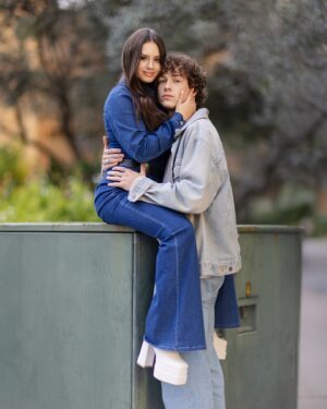 Dakota Lotus Instagram - Love doing life with you 💙♾️
.
.
.
Photography: @thebutterflyphotography 
Styling: @blushinglens.co