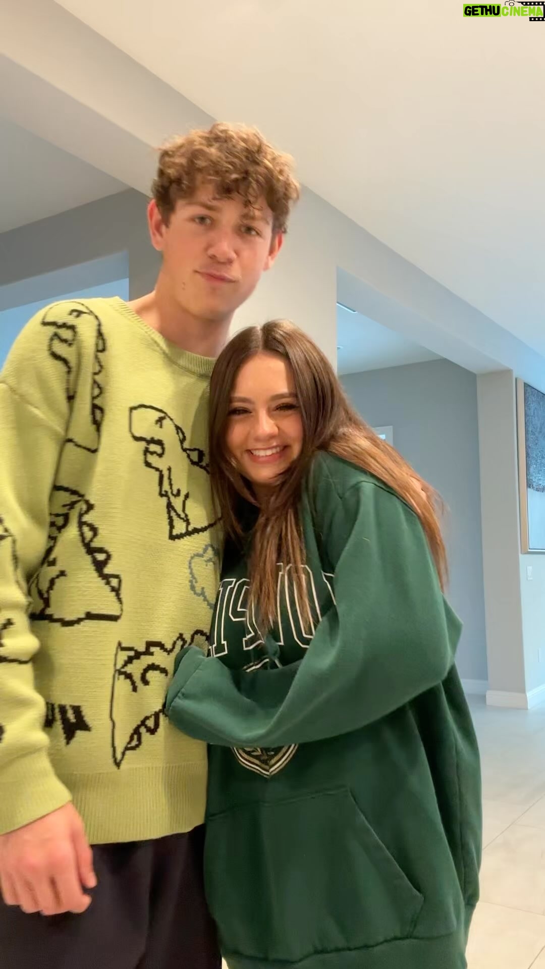 Dakota Lotus - 107.9K Likes - Halloween party #2 šØā„ļø best night <3