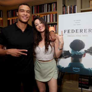 Dale Moss Instagram - FED for the win @rogerfederer 🐐 

Great night, great crew and another moment I’ll cherish forever! 

🤫 the last pic pretty much sums up the night.

Thanks for the love @primevideo 

#Sports #Family #FedererDoc #Entertainment #NYC