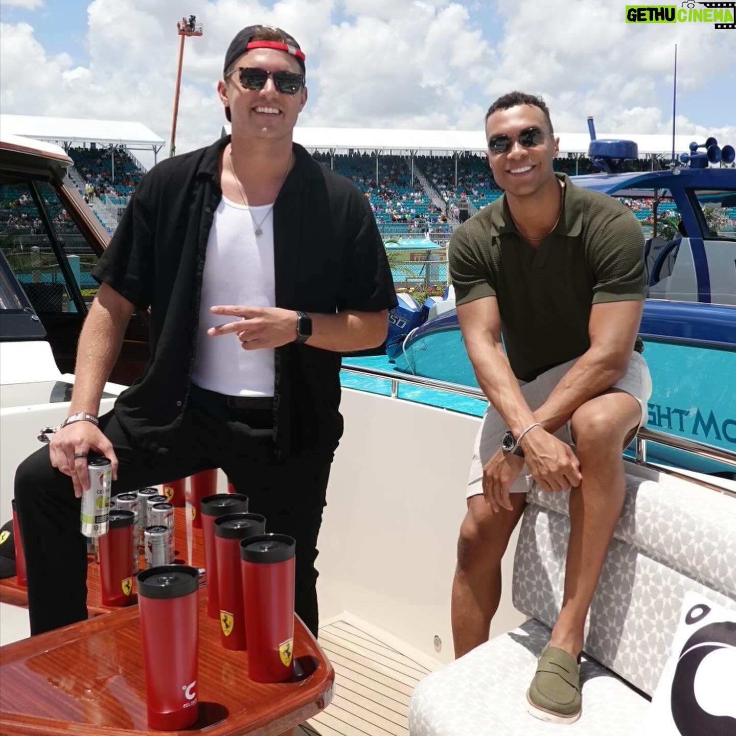 Dale Moss - 3 Likes - Still buzzing from an unforgettable F1 Miami weekend with @celsiusofficial and the best crew! 🏁
Memories made, friendships strengthened… and the cars 💯 😮💨👌🏽
One for the books!
#CELSIUSBrandPartner #CELSIUSLiveFit #F1 #Miami #DaleMoss #Racing #MiamiGP #PhotoDump