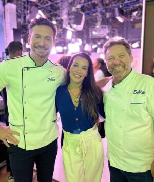 Dalton Rangel Instagram - A Final do Que Delicia, consagrou Bruno, @preto_na_cozinha , como Campeão. Estou muito feliz com a realização dessa segunda edição, de um grande capítulo da minha vida! @delicia , foi uma temporada muito especial e como a Ana disse durante o programa, precisamos de uma nova edição, cheia de emoção e cremosidade 💙