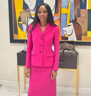 Dambisa Moyo Instagram - Great to speak at the #TimesCEOSummit on the UK labour market and its future trajectory.

Happy to join other speakers: UK Prime Minister @rishisunakmp, @keirstarmer, and Chanel CEO @leenanairhr.

Thank you @thetimes for hosting such a thought-provoking and insightful event.

#DambisaMoyo