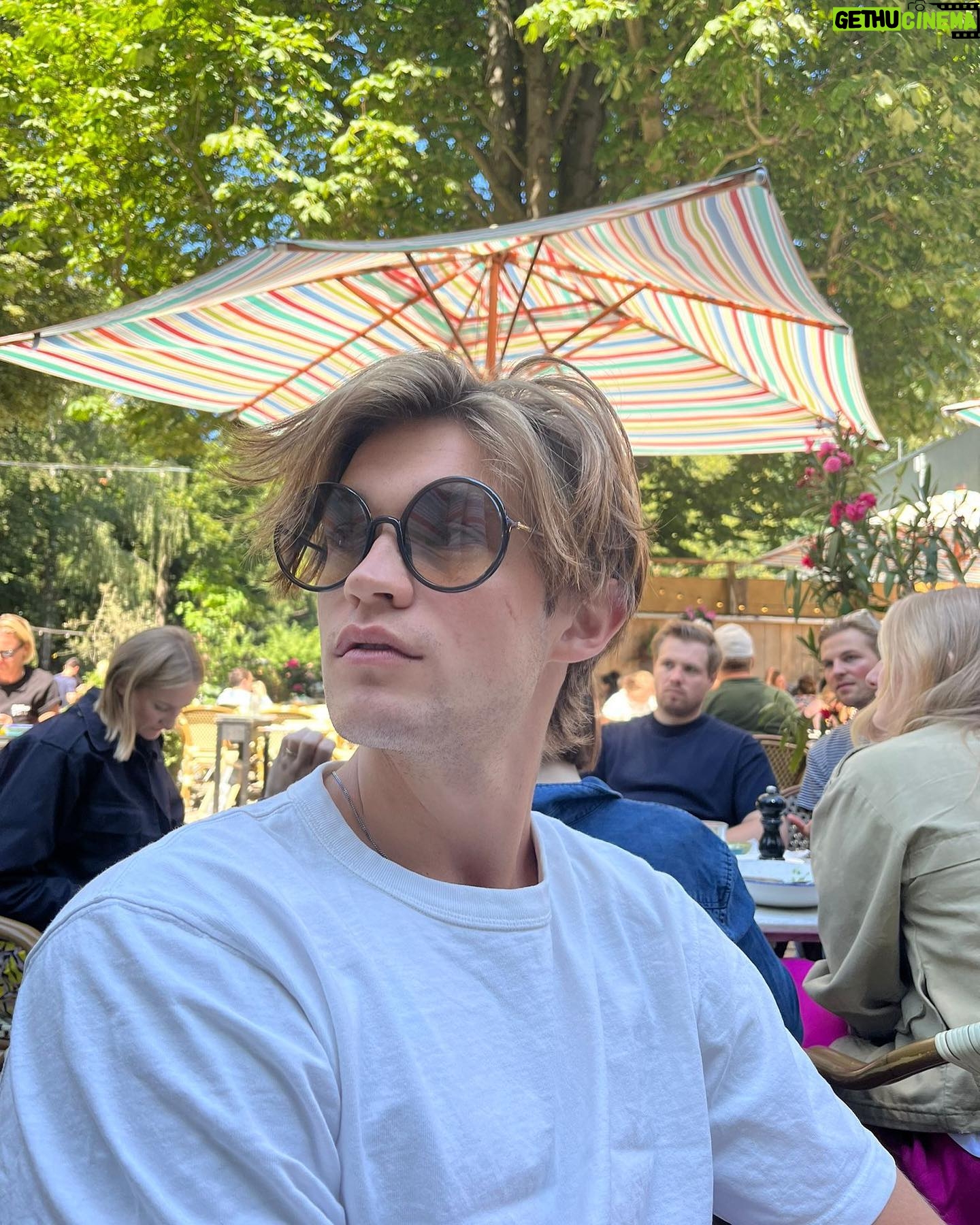 Damian Hardung - 68.7K Likes - Water, Camera, Life, Berlin.