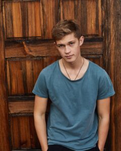 Actor Damian Hardung HD Instagram Photos and Wallpapers February 2019