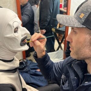 Damien Leone Instagram - Bupkis is now streaming on @peacock 🤡🔥 See how Art the Clown works his way into the life of Pete Davidson! 🤪 It was such a blast working on this and we’re super grateful to be involved 🙏🏻 Hope you enjoy the show! It’s a wild ride! #bupkis #arttheclown #terrifier #terrifier2 #petedavidson