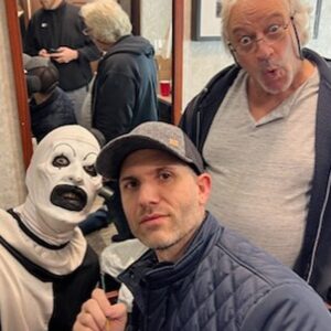 Damien Leone Instagram - Bupkis is now streaming on @peacock 🤡🔥 See how Art the Clown works his way into the life of Pete Davidson! 🤪 It was such a blast working on this and we’re super grateful to be involved 🙏🏻 Hope you enjoy the show! It’s a wild ride! #bupkis #arttheclown #terrifier #terrifier2 #petedavidson