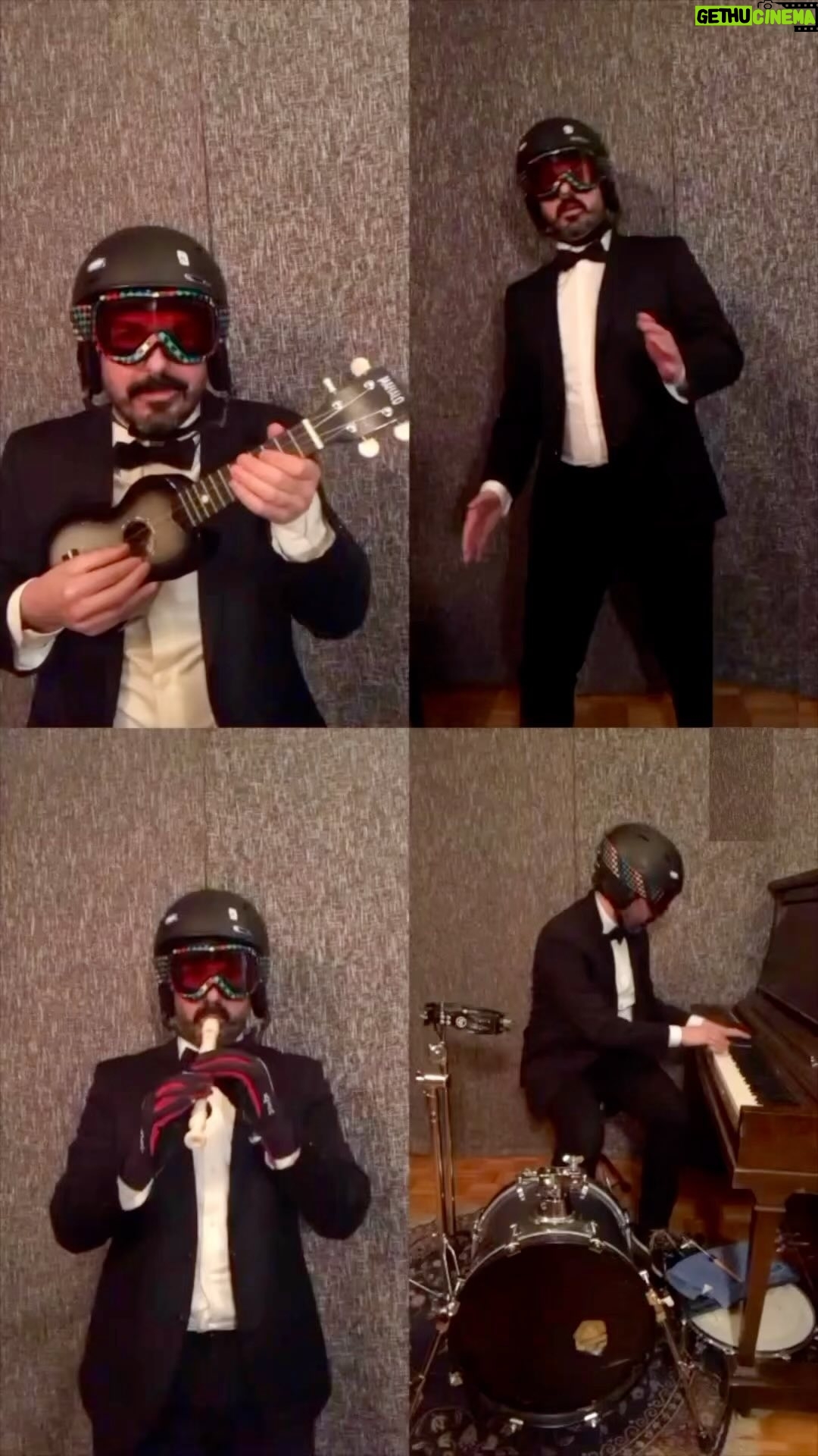 Damien Robitaille - 1.3K Likes - @daftpunk 🌎🌍🌏🌎
