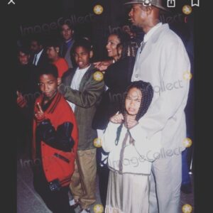 Damon Wayans Jr. Instagram - #Fbf 
Mi familia. @its_mike_bro @caramiawayans @damonkwayans #mommy 
My pants and shoes tho 😂

This was the Major Payne premiere