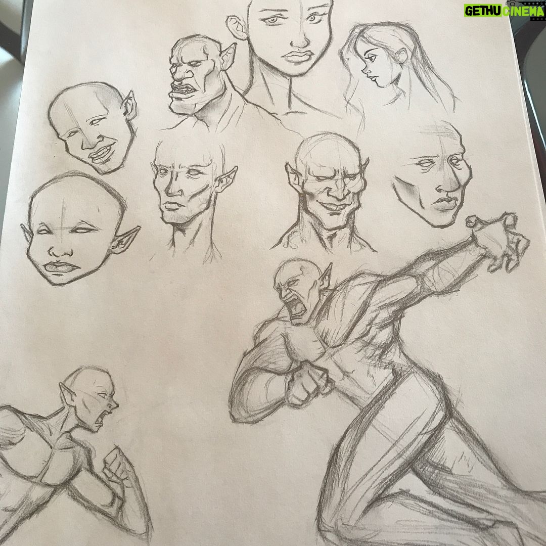 Damon Wayans Jr. - 8.7K Likes - Skiggity sketches ✍🏾 I wanna take a figure drawing class. Get my anatomy game up.