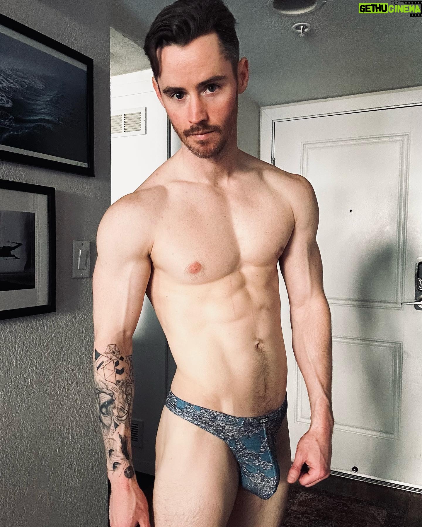 Dan Benson - 6K Likes - You know when I have this look on my face… it’s on. 😏