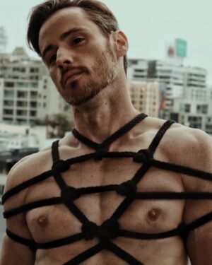 Dan Benson Instagram - I love when I have important business in the city. 
.
.
.
.
.
.
📸 @christograph3r 
🪢 @domellliot 
🙏 @sushimonstuh @smokeorchid @arin_david_robinson