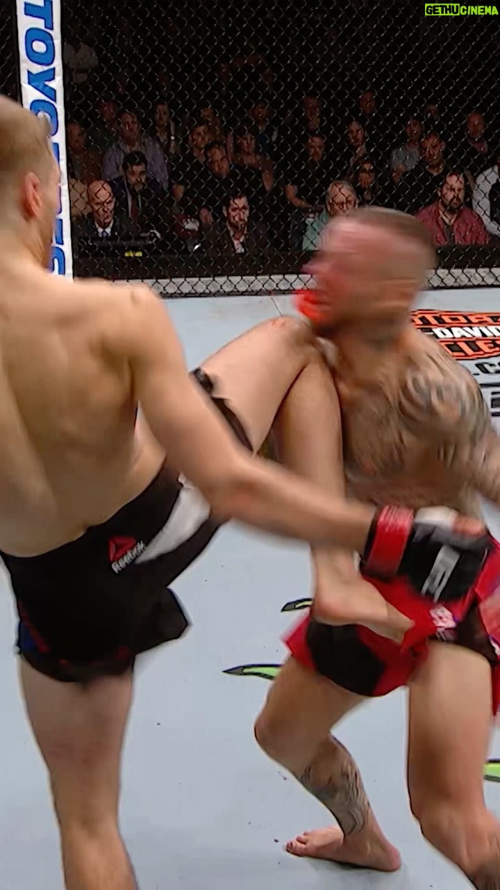 Dan Hooker - 25.8K Likes - The most dangerous knees in the UFC 😤
📺📱 #UFCLondon | Allen vs @DanHangman | Live this weekend!
