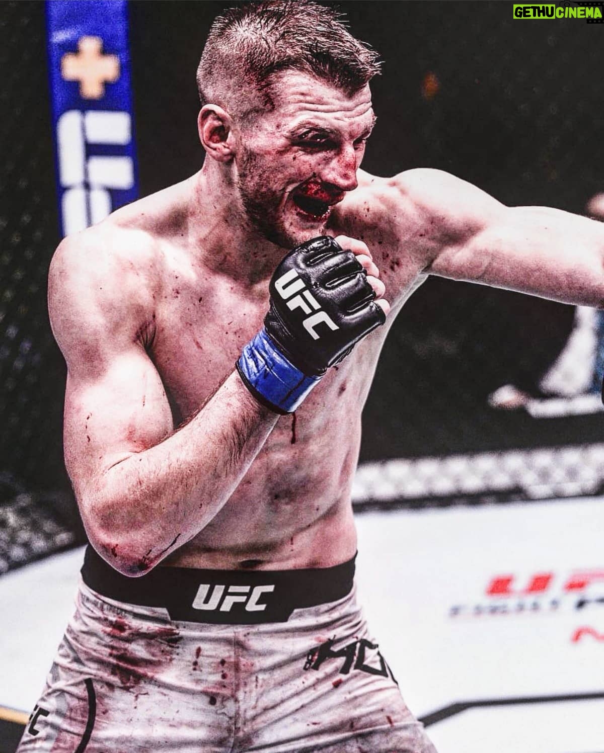 Dan Hooker - 31.4K Likes - Get busy living or get busy dying. 😉