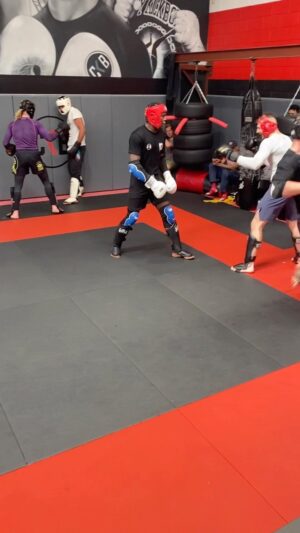 Dan Hooker Instagram - 🤔🧬😂