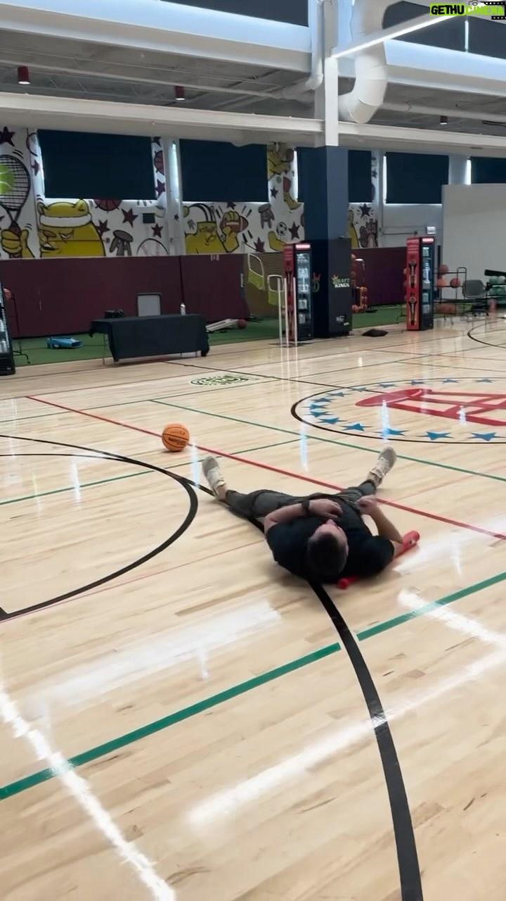 Dan Katz - 8.8K Likes - Dizzy Bat day on the @barstoolyak. I’m still dizzy
