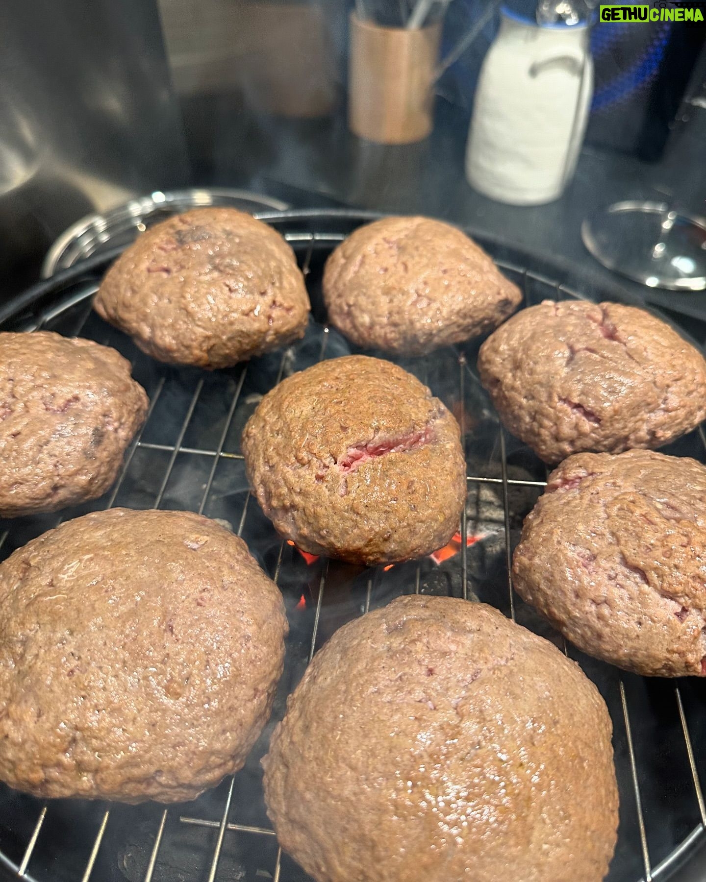 Dan Katz - 10.6K Likes - Burgers for lunch! @barstoolyak