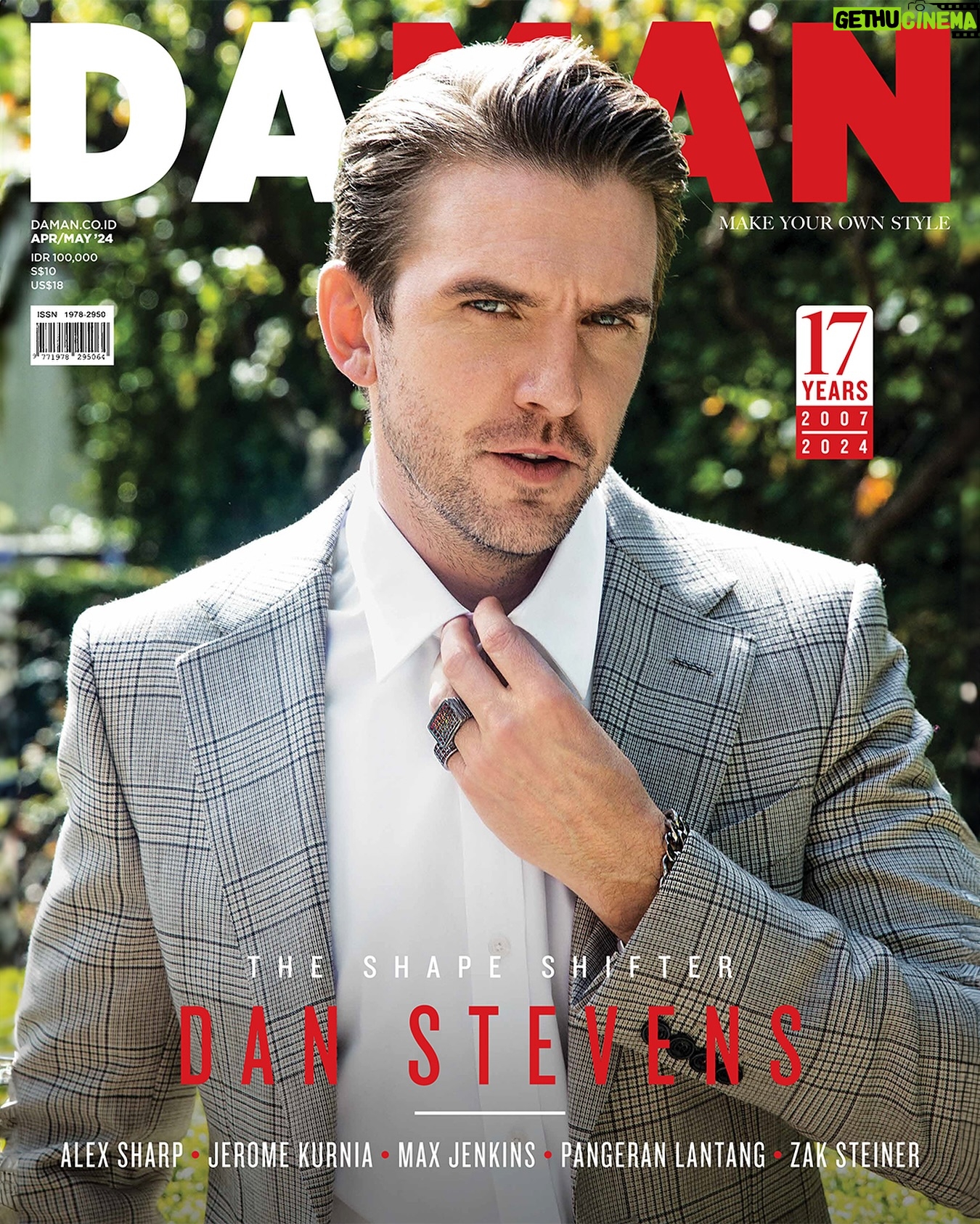 Dan Stevens - 19.4K Likes - April is coming, and @thatdanstevens graces our DAMAN April/May 2024 cover, marking our 17th anniversary edition. The British actor will talk about his approach to tackling different roles and navigating the industry across multiple continents, including his latest mega box office @godzillaxkong.
The upcoming issue will also features Indonesian young sensations @jerompret & @pangeranlantang, “3 Body Problem” star @alexsharp_official, the model turned actor @zaksteiner, the versatile performer @maxwelljenkins, and more exciting features!
Tap the link in our bio to pre-order your copies and subscribe to the magazine!
--—
Blazer and shirt by Dunhill
Bracelet by Crystole
Rings by German Kabirski
--—
Photography: Nguyen
Styling @kimberlyygoodnight
Grooming @thesonialee
Production @helloian.photo @mediaplaypr
--—
#DAMANMagazine #DanStevens #GodzillaxKong #jeromekurnia #Pangeranlantang #alexsharp #3bodyproblem #zaksteiner #maxwelljenkins #Model #ModelLife #men #menstyle #style #outfit #attheendoftheworld