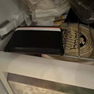 Dan Walker Instagram - Lost my wallet yesterday!
Spent well over an hour retracing every step. Cleaned out the car, went around the garden with a torch… eventually found it… in the freezer 🤪🥶 
#FullTimeIdiot 

Best pun wins a choc ice

Finest ice cream just below the wallet is from @ourcowmollyinstagram